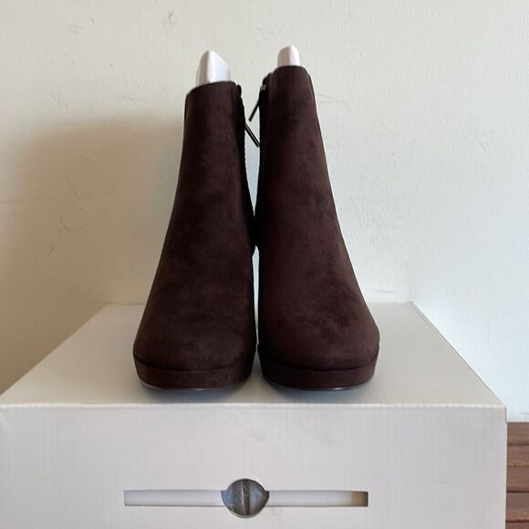 Calvin Klein Uda Booties Dark Brown Women size 9(MSRP$199) - Picture 6 of 13
